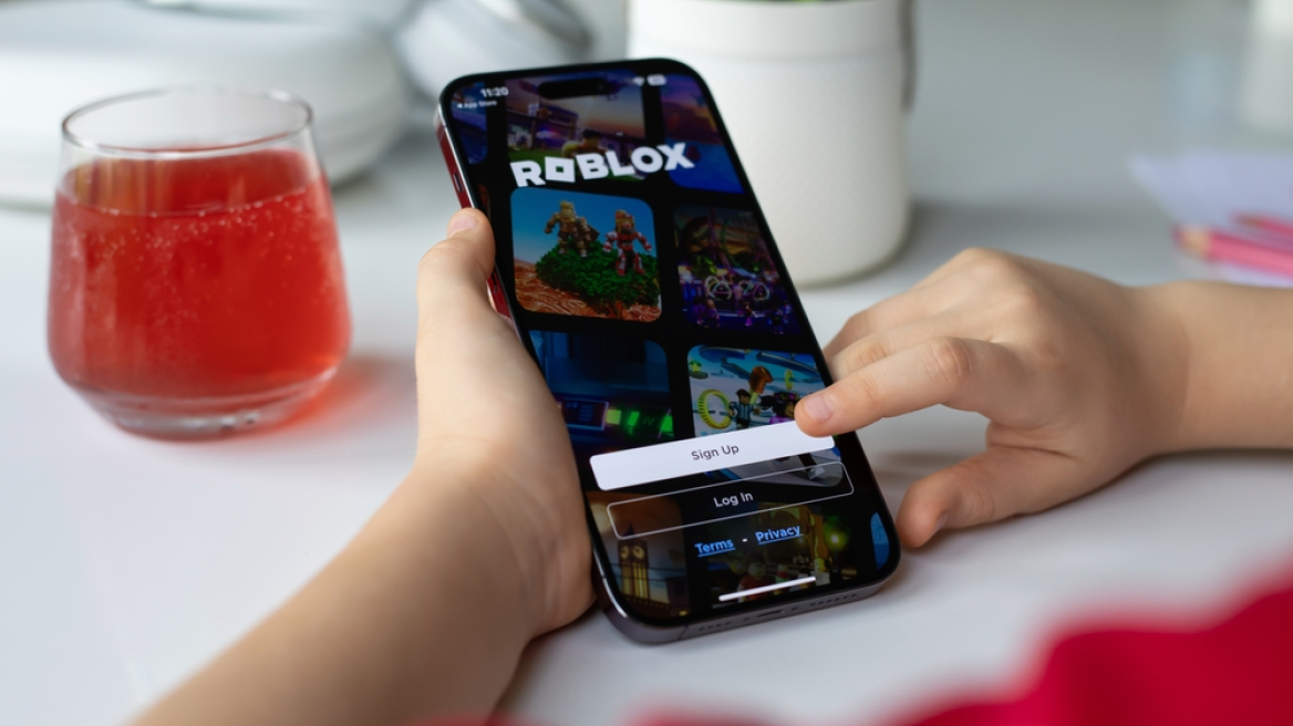 Egjipti ndaloi Roblox — Çfarë duhet të dinë prindërit tani